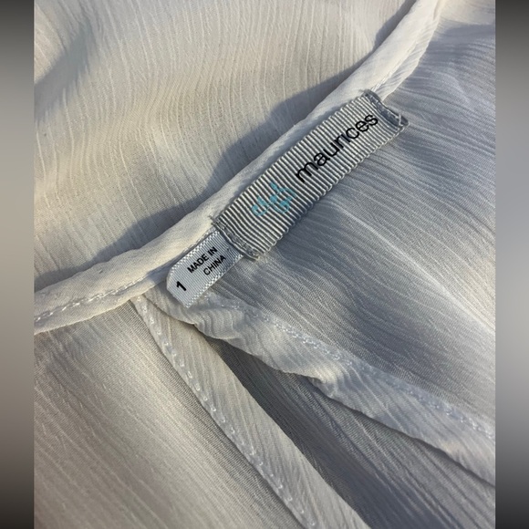 Maurice’s 1xl top - Picture 4 of 4